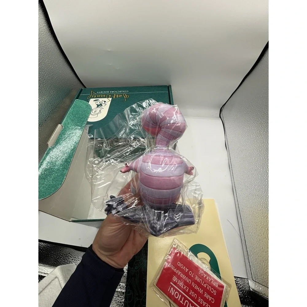 Walt Disney Classics Collection Alice in Wonderland Cheshire Cat 